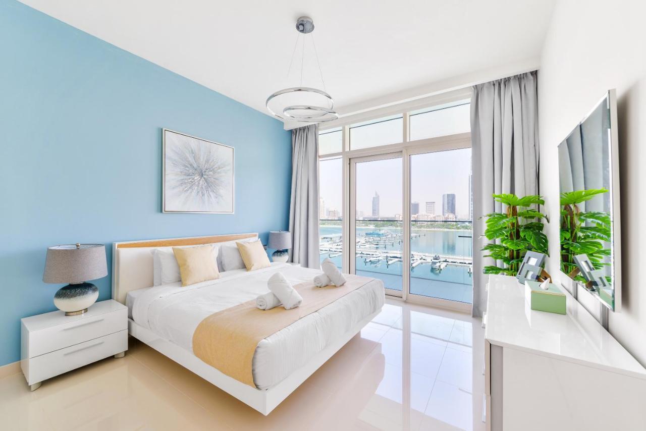 Ultra Luxury Emaar Beachfront - Private Beach And Pool Dubai Exterior foto