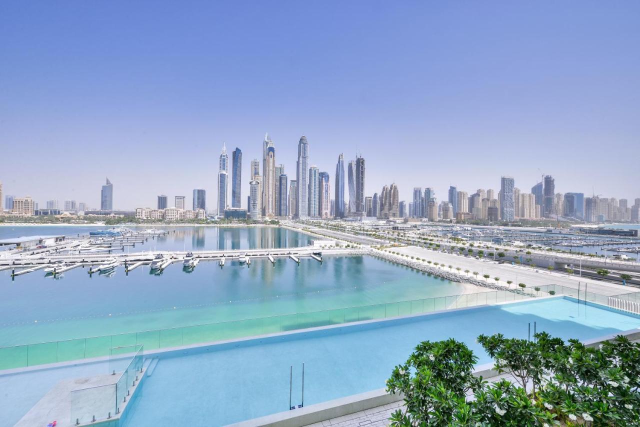 Ultra Luxury Emaar Beachfront - Private Beach And Pool Dubai Exterior foto