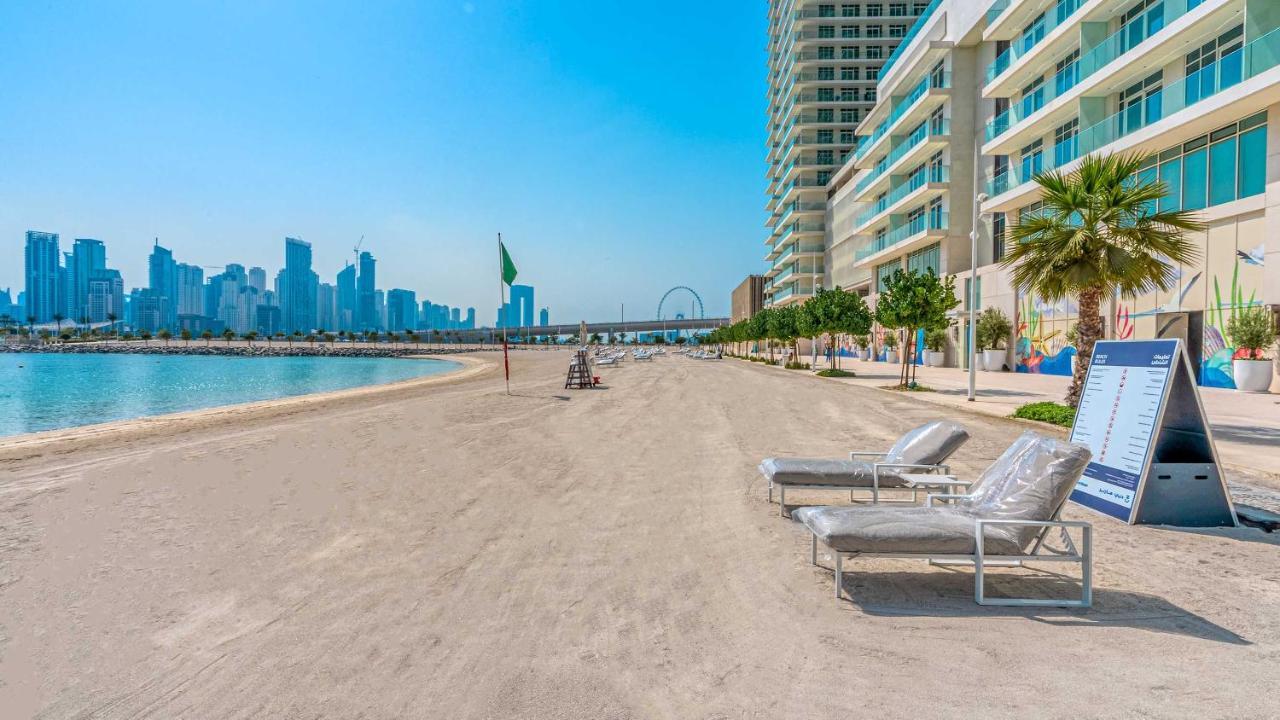 Ultra Luxury Emaar Beachfront - Private Beach And Pool Dubai Exterior foto