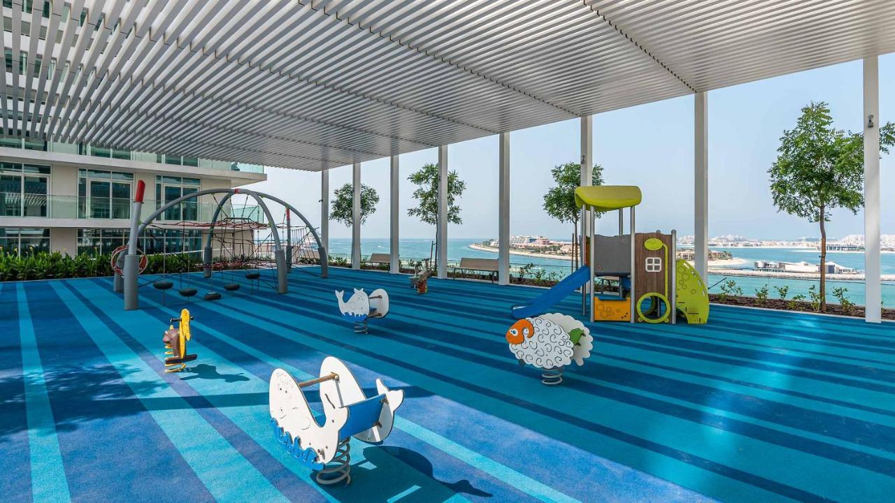 Ultra Luxury Emaar Beachfront - Private Beach And Pool Dubai Exterior foto
