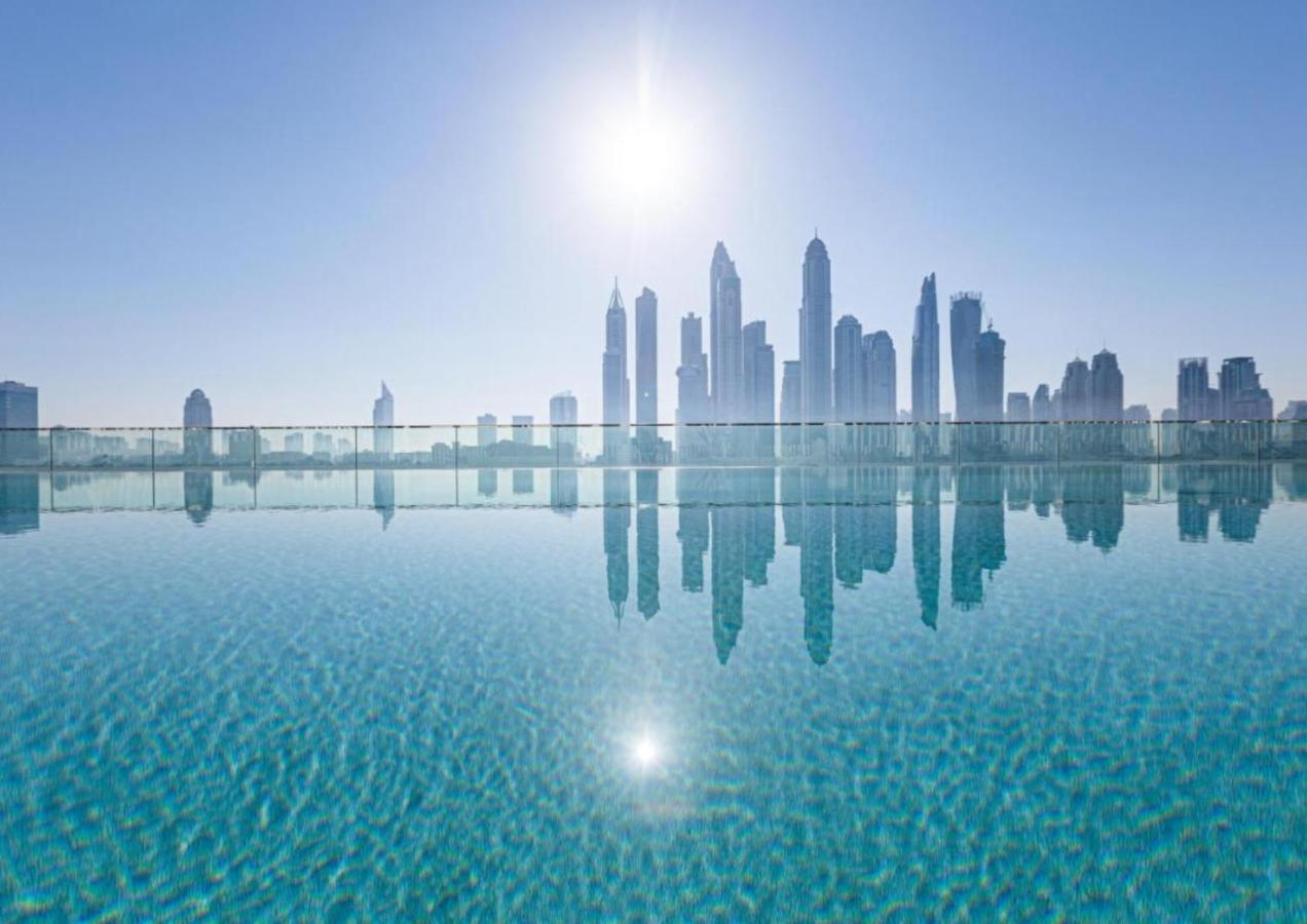 Ultra Luxury Emaar Beachfront - Private Beach And Pool Dubai Exterior foto