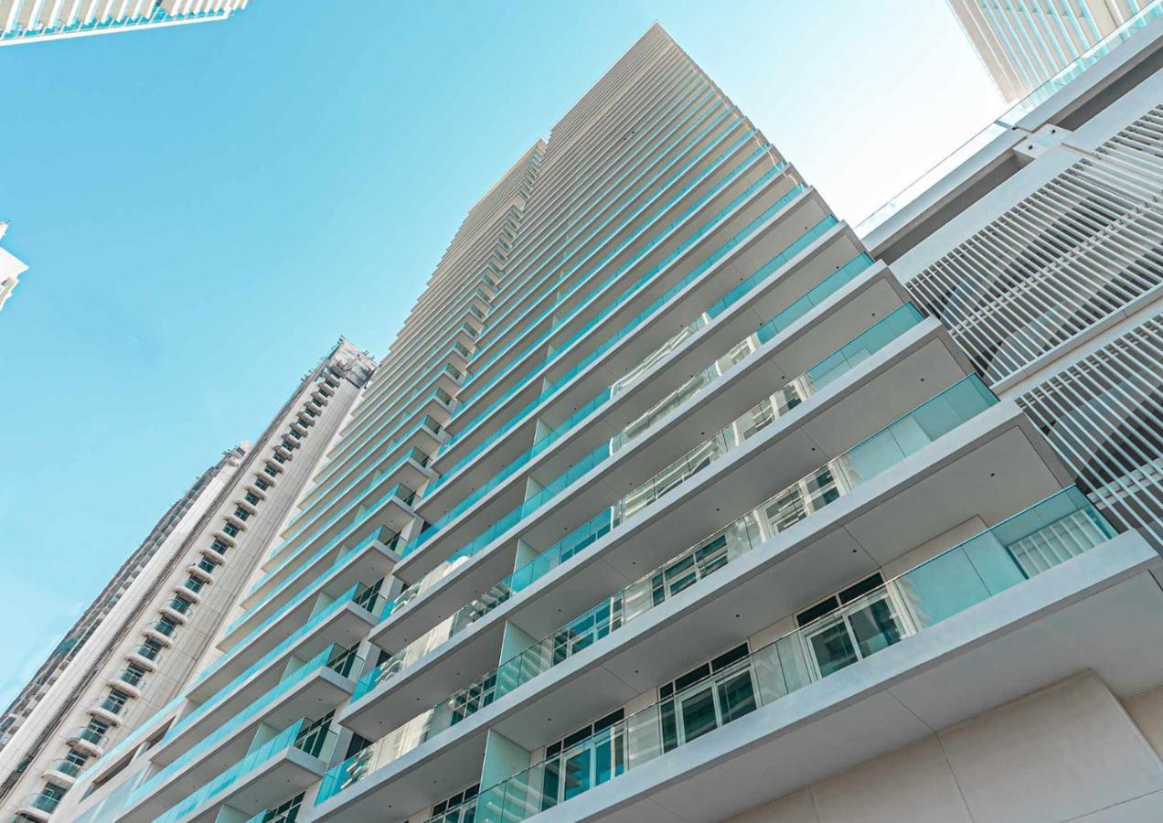 Ultra Luxury Emaar Beachfront - Private Beach And Pool Dubai Exterior foto