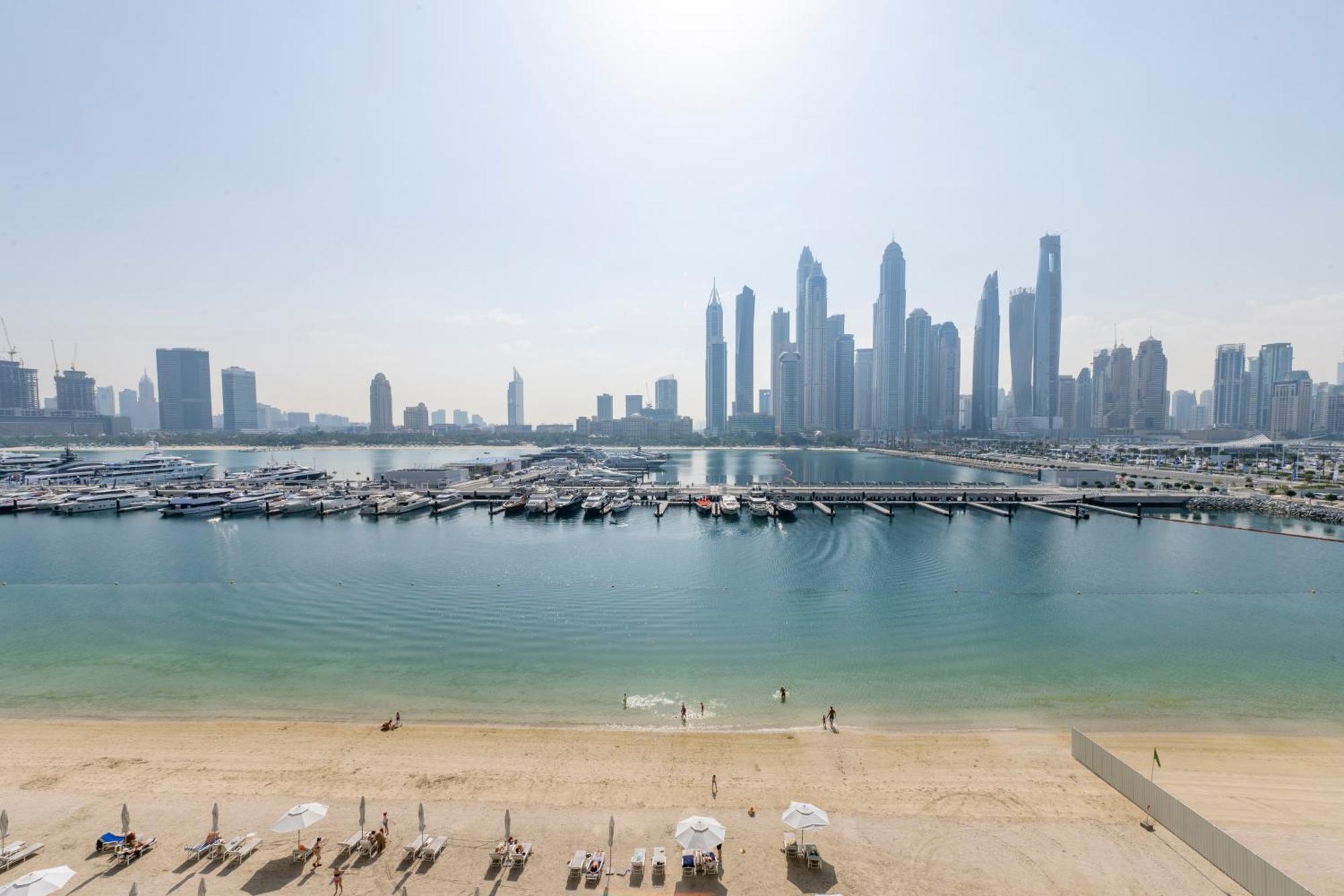 Ultra Luxury Emaar Beachfront - Private Beach And Pool Dubai Exterior foto