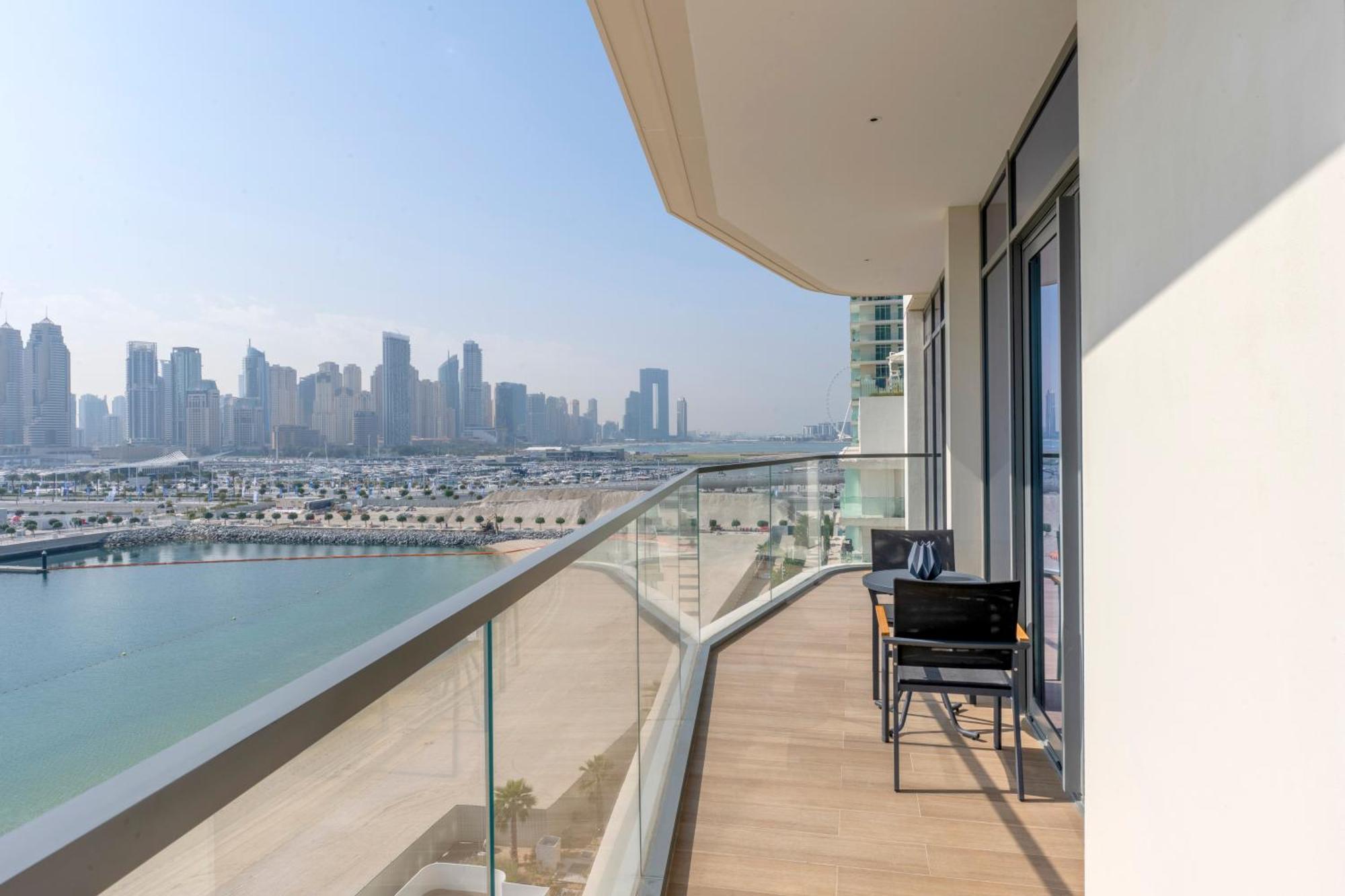 Ultra Luxury Emaar Beachfront - Private Beach And Pool Dubai Exterior foto